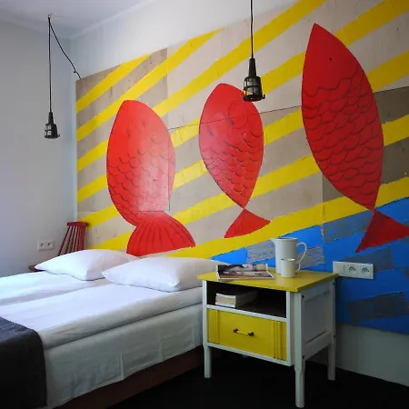 ゲストハウス Jantar 3*