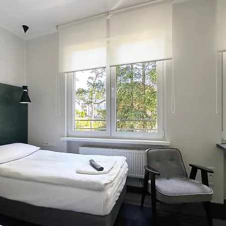 ゲストハウス Jantar 3*